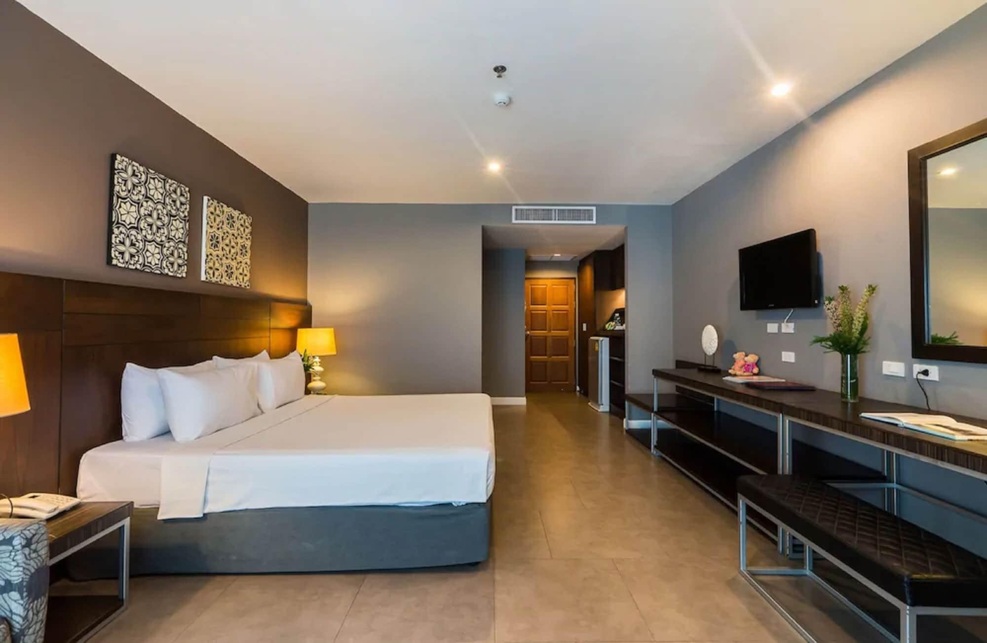 Sea Me Spring Tree Hotel (Adults Only) Pattaya Zewnętrze zdjęcie