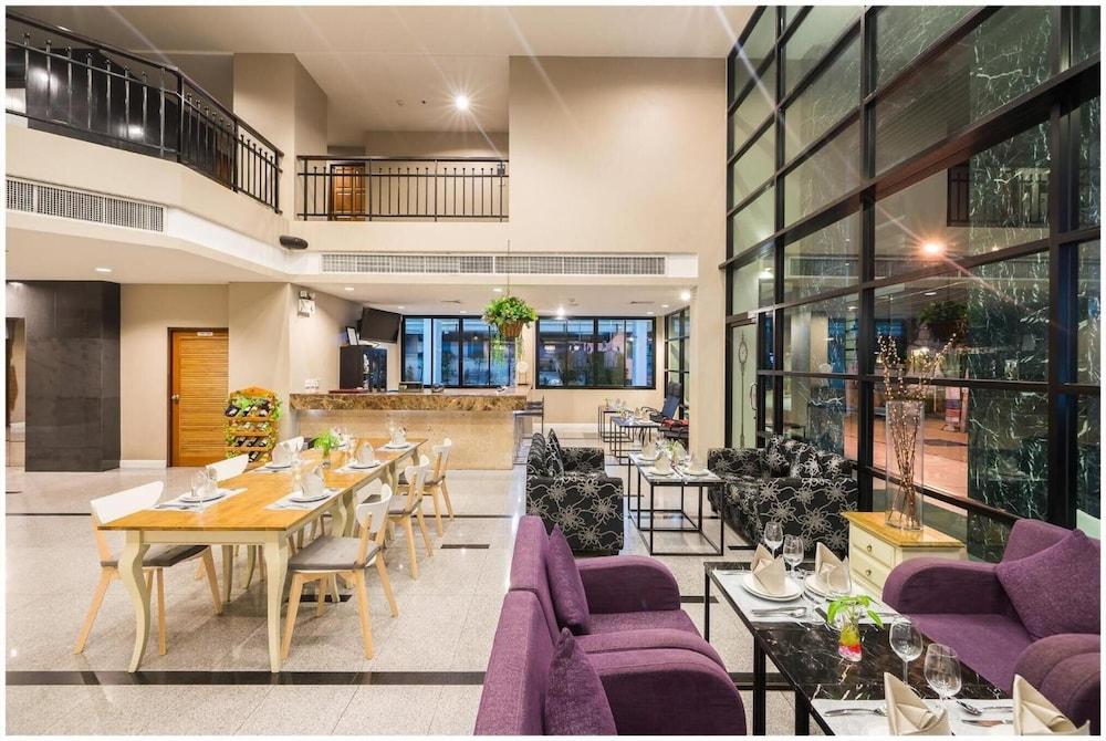 Sea Me Spring Tree Hotel (Adults Only) Pattaya Zewnętrze zdjęcie